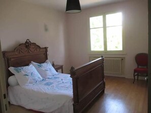 Classic-Villa | 4 Schlafzimmer, hochwertige Bettwaren, individuell dekoriert