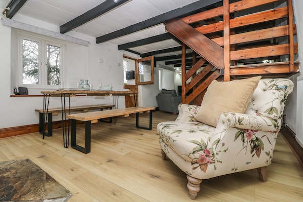 Cottage | Living area | TV, fireplace, Netflix, streaming services