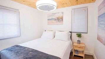 2 bedrooms, WiFi, bed sheets