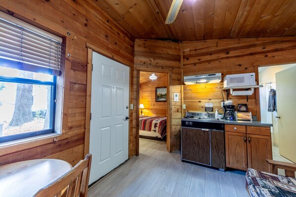 1 bedroom, WiFi - Rustic Telluride - Cozy Hollow Lodge #8 (Big Bear Lake)