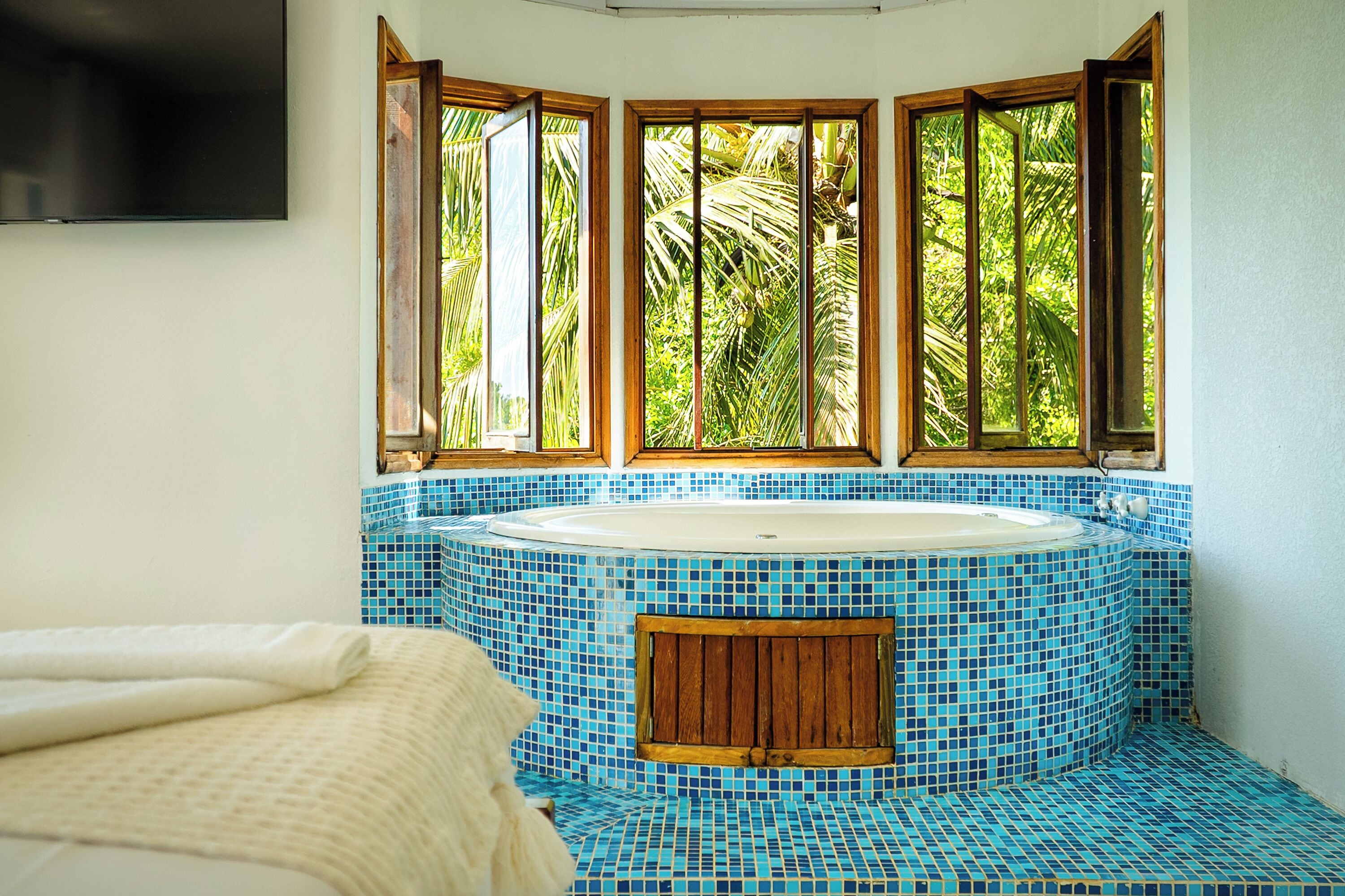 Luxury Room | Private spa tub