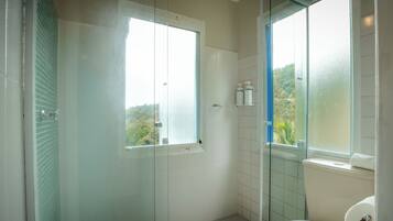 Deluxe Room | Bathroom