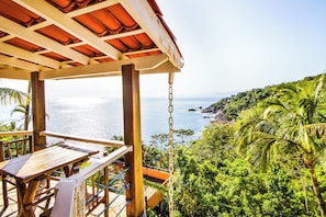 View from property - VELINN Pousada 8 Ilhas (Ilhabela)