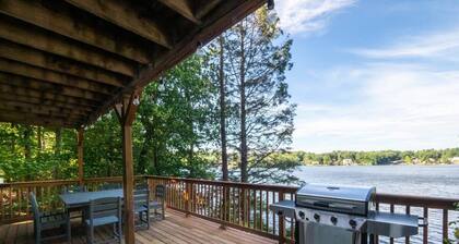 Leicester Lake Front Home, Come Relax!