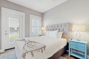 4 habitaciones, tabla de planchar con plancha, internet y ropa de cama 