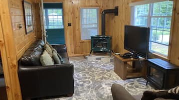 Älytelevisio, takka, DVD-soitin