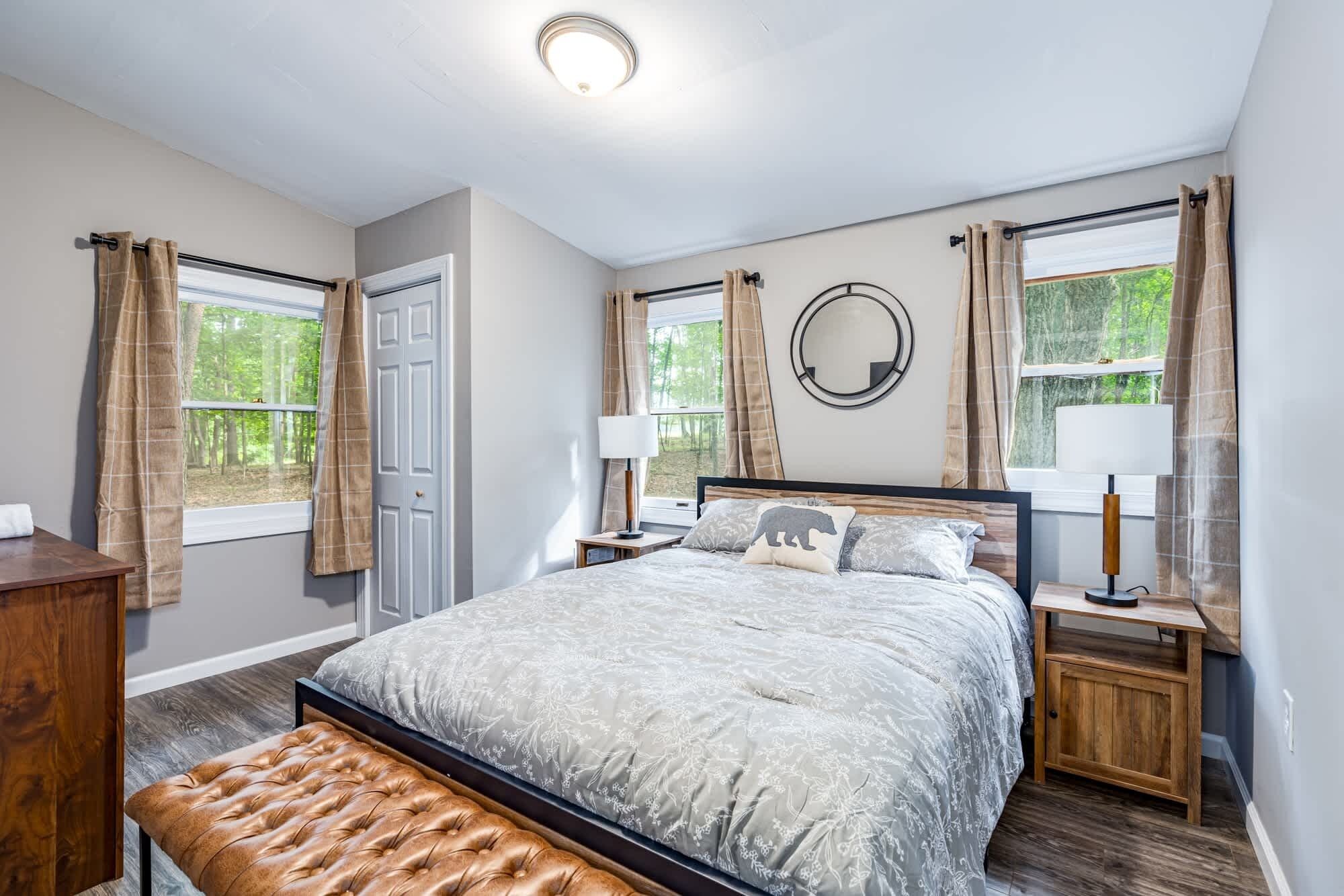 3 soverom, strykejern/-brett, wi-fi og sengetøy