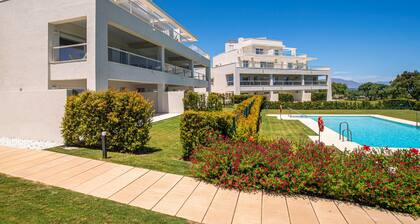 Emerald Green 2380 Golf & beach