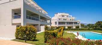 Emerald Green 2380 Golf & beach