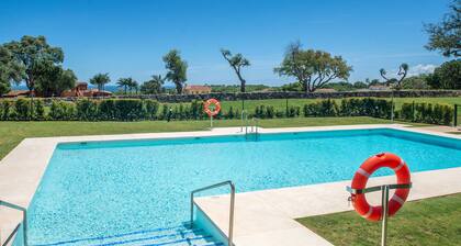 Emerald Green 2380 Golf & beach