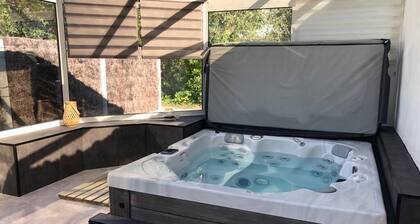 Villa TOUT CONFORT - Les pieds dans l'eau - 3 minutes walk from the sea