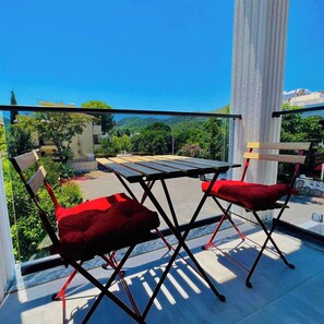 Chambre Deluxe | Literie de qualité, coffre-fort, bureau