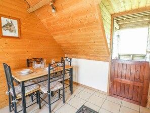 Fridge, electric kettle, toaster, cookware/dishes/utensils