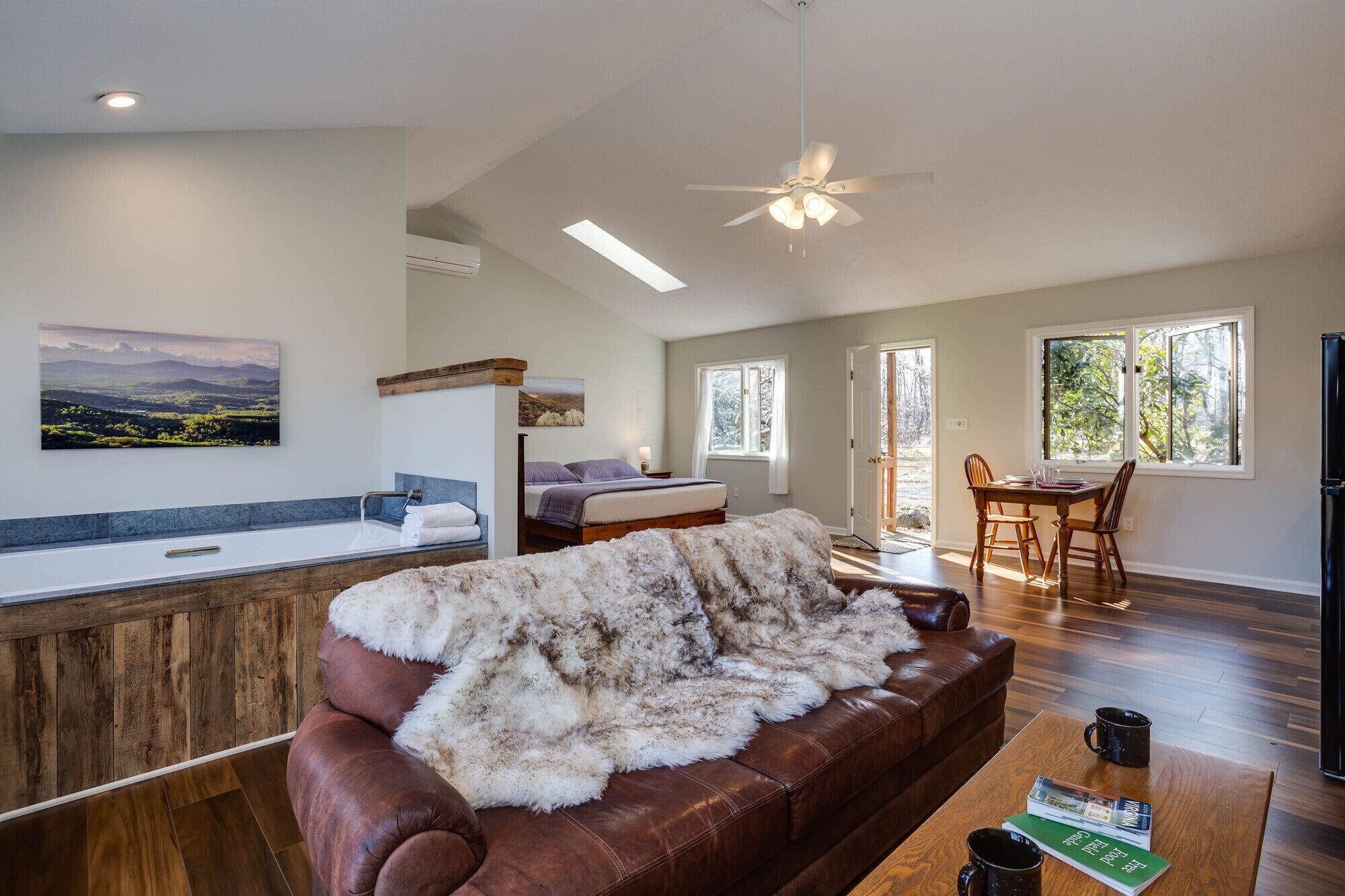 TV, fireplace, stereo