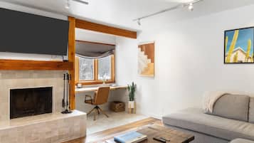Smart-TV, Kamin
