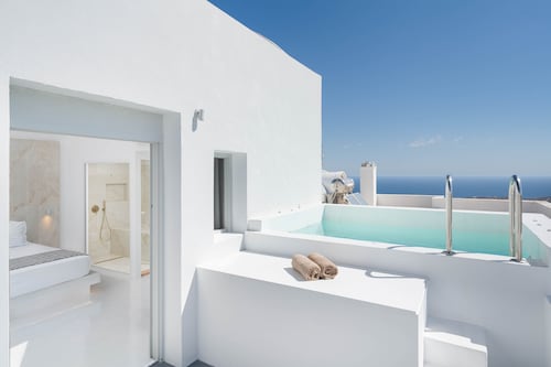 Cycladic Suites & Spa 
