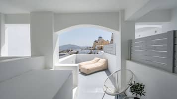 Suite with Sea View, Private Heated Pool & Steam Room (B2) | Terrace/patio