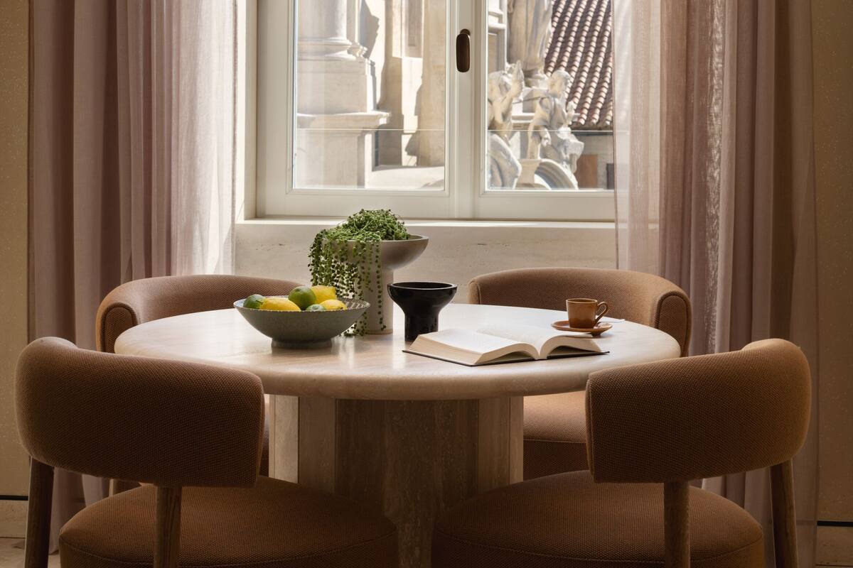Corner Suite | Sengetøy av topp kvalitet, memory foam-senger og minibar (inkludert)