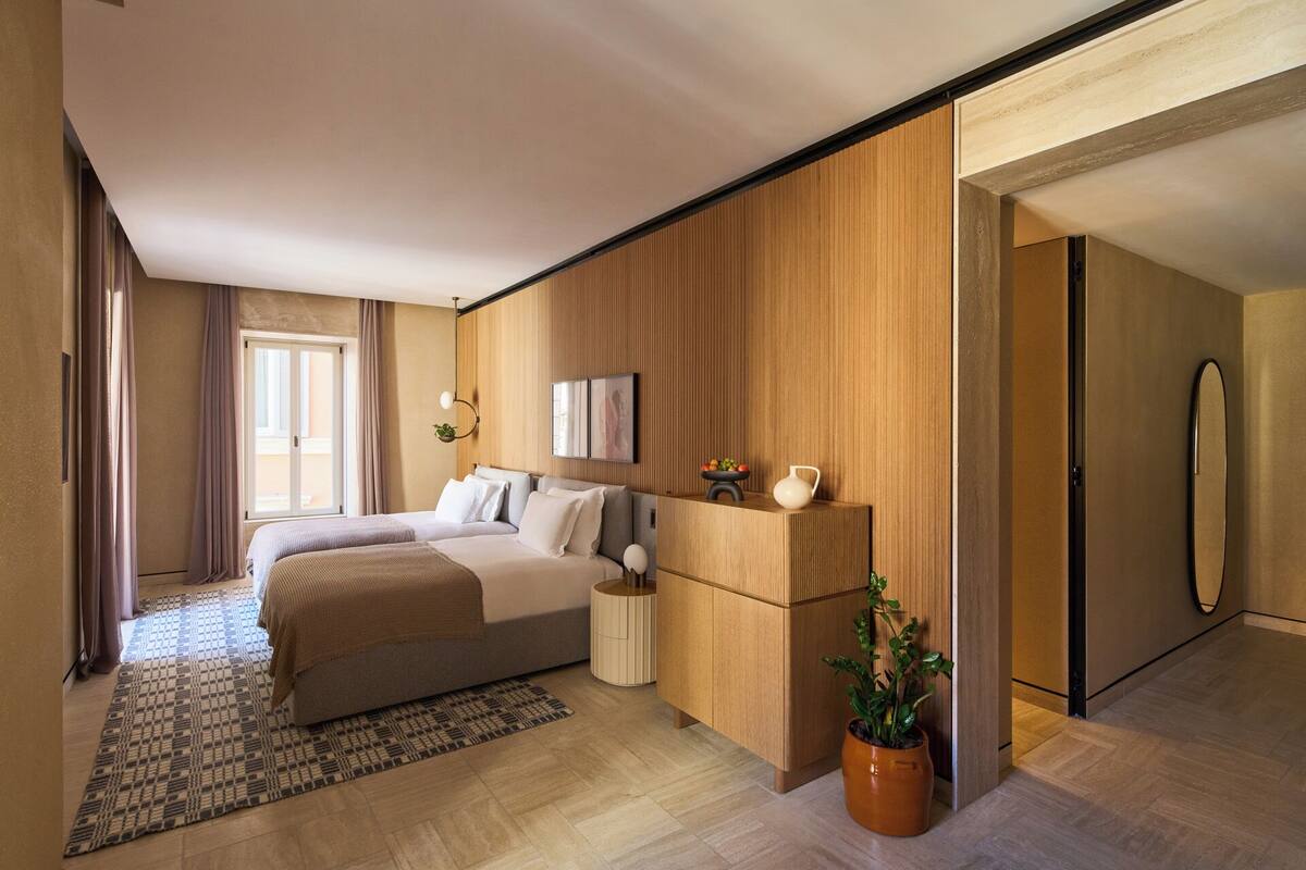 Deluxe Junior Suite | Sengetøy av topp kvalitet, memory foam-senger og minibar (inkludert)