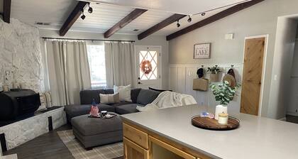 5 minutes from Sugarloaf boat launch