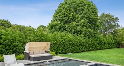 Dreamy Private Modern Farmhouse with pool and outdoor shower