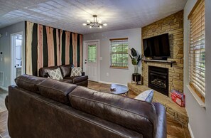 Smart TV, fireplace, video games