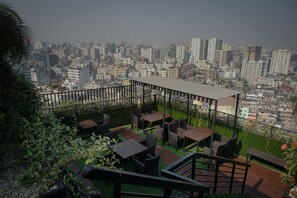 Restaurant - Central Inn (Dhaka)