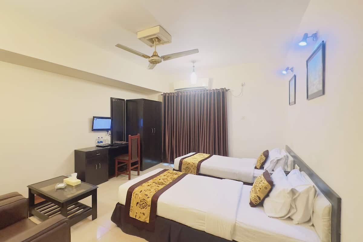 Deluxe Twin Room | Egyptian cotton sheets, premium bedding, down comforters, pillowtop beds