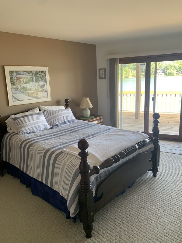 4 chambres, fer et planche à repasser, Wi-Fi, literie fournie