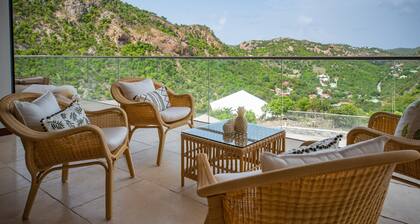 Sweet Hill Villa Alba