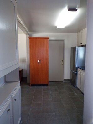Microwave, coffee/tea maker