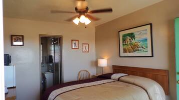 Room 6 | Individually decorated, individually furnished, free WiFi, bed sheets