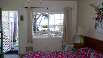 Individually decorated, individually furnished, free WiFi, bed sheets