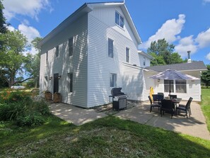 تناول الطعام بالخارج