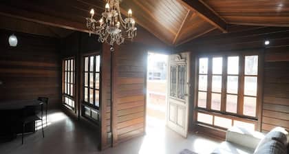 CASA DE MADEIRA