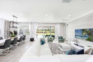 Smart TV, videogiochi, impianto stereo