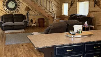 Smart-TV, Kamin, Videothek