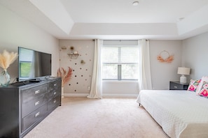 3 bedrooms, iron/ironing board, free WiFi, bed sheets - 3BD Townhouse | Themed | 10 min to Disney l Gated Community (Davenport)