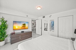 1 bedroom, WiFi - The Club 3305 DUPLICATE · High Floor Ocean View Unit In Brickell - Parking (Miami)