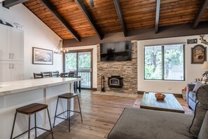 TV, fireplace, video games, table tennis