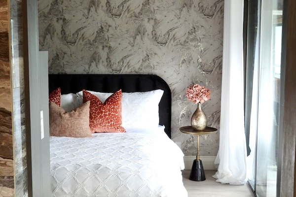 King bed with lake and park view!