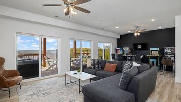 Smart TV, fireplace, video games