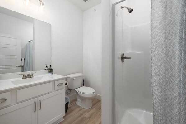 En Suite Bathroom