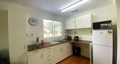 Mission Dreaming - 1 Bedroom Cottage