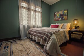 3 chambres, bureau, fer et planche Ă repasser, accĂšs au Wi-Fi (inclus)