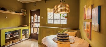 Nashipai Njiro Bohemian: At the heart of Arusha, Spacious & Private