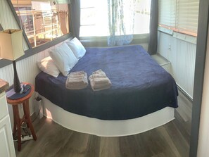 1 chambre, accès au Wi-Fi (inclus), literie fournie