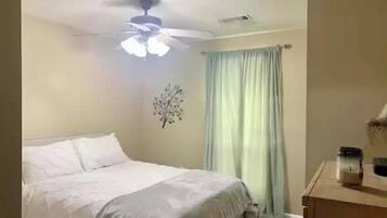 2 chambres, Wi-Fi gratuit, draps fournis
