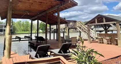 The River House "Vacation like a Cajun!"