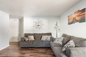 Smart TV, Netflix, servizi in streaming